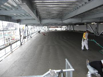 大型商業施設でのコンクリート工事施工事例